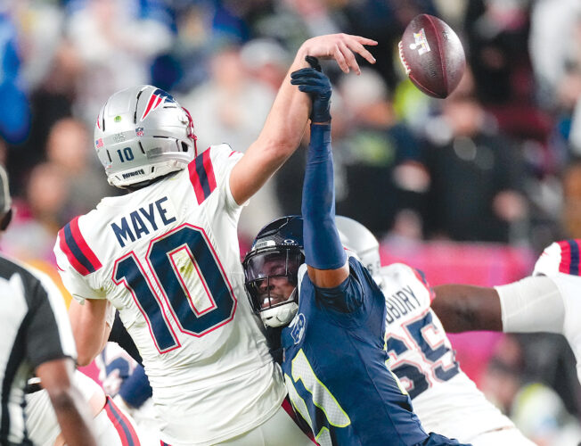 Seattle Seahawks dominate New England Patriots in Super Bowl 60